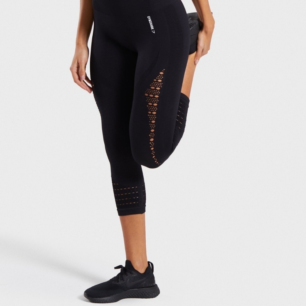 Gymshark perforated performance‎ Capri xs highwaist